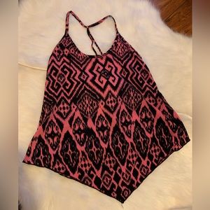 NWT Women’s summer top SIZE M NWT